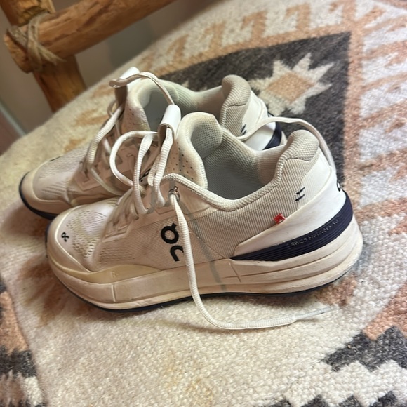 ON running sneakers - Picture 2 of 6